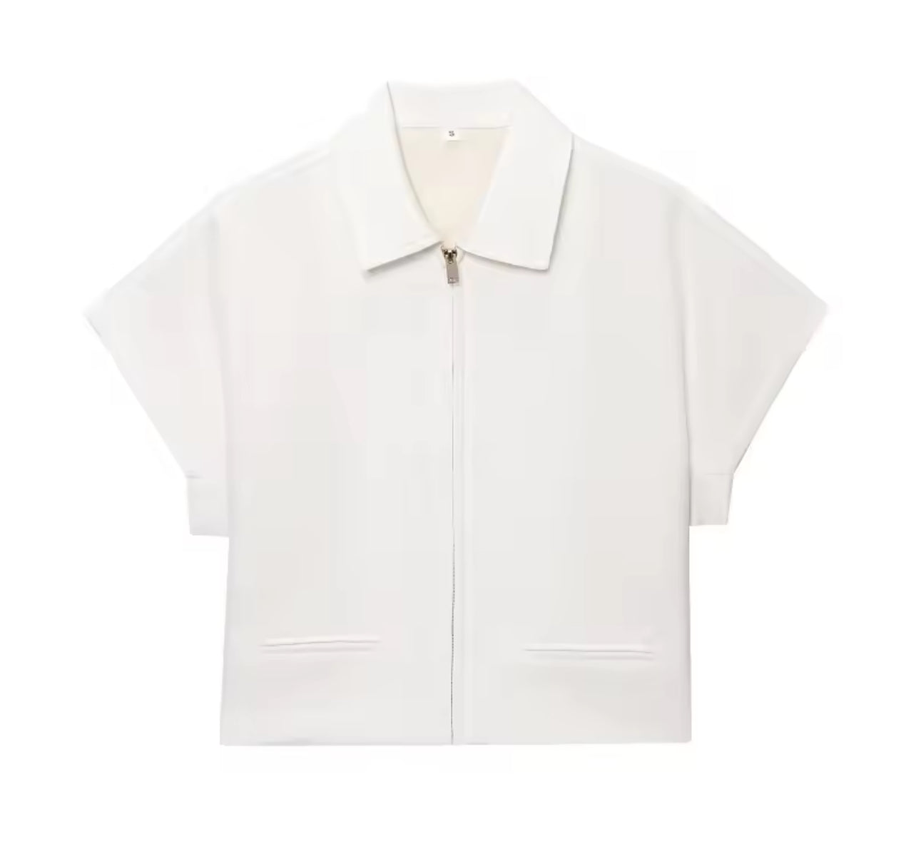 Femme petite veste