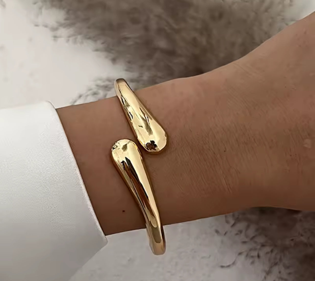 Bijoux bracelet jonc doré fin 27