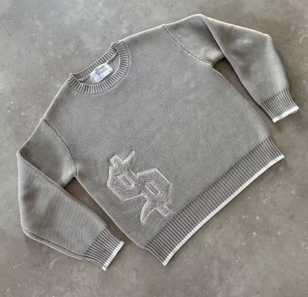 Homme pull y2k gris leo