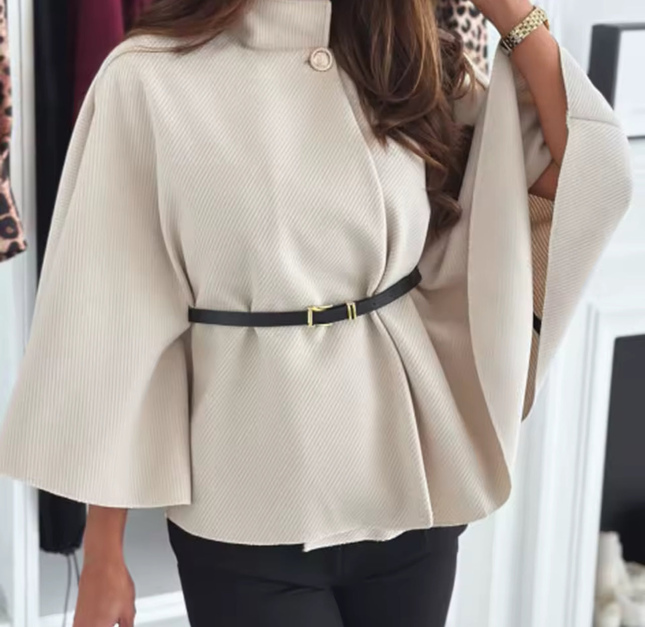 Femme cape belembra